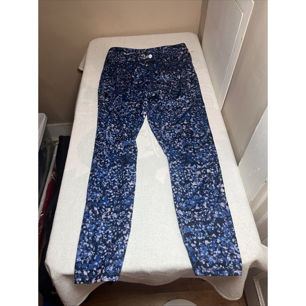 X by gottex Blue/purple legging sz Large With Phone Pockets preowned